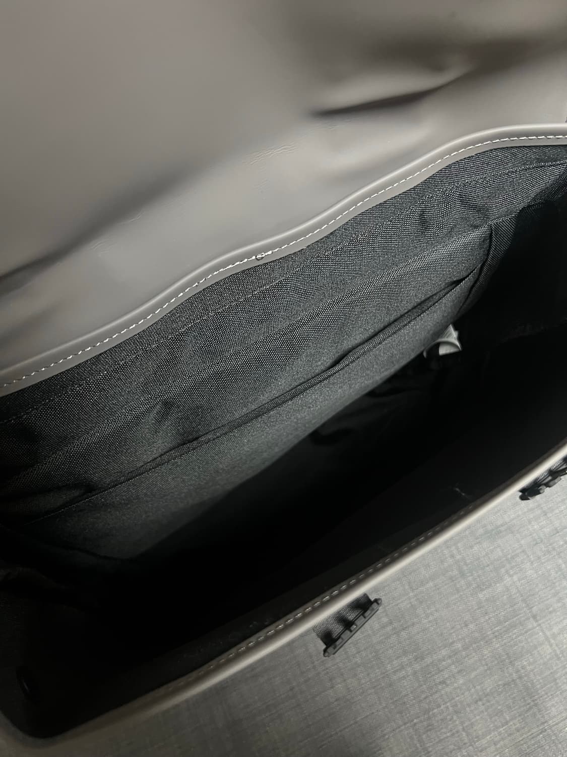 레인즈 백팩 새상품 상품이미지3