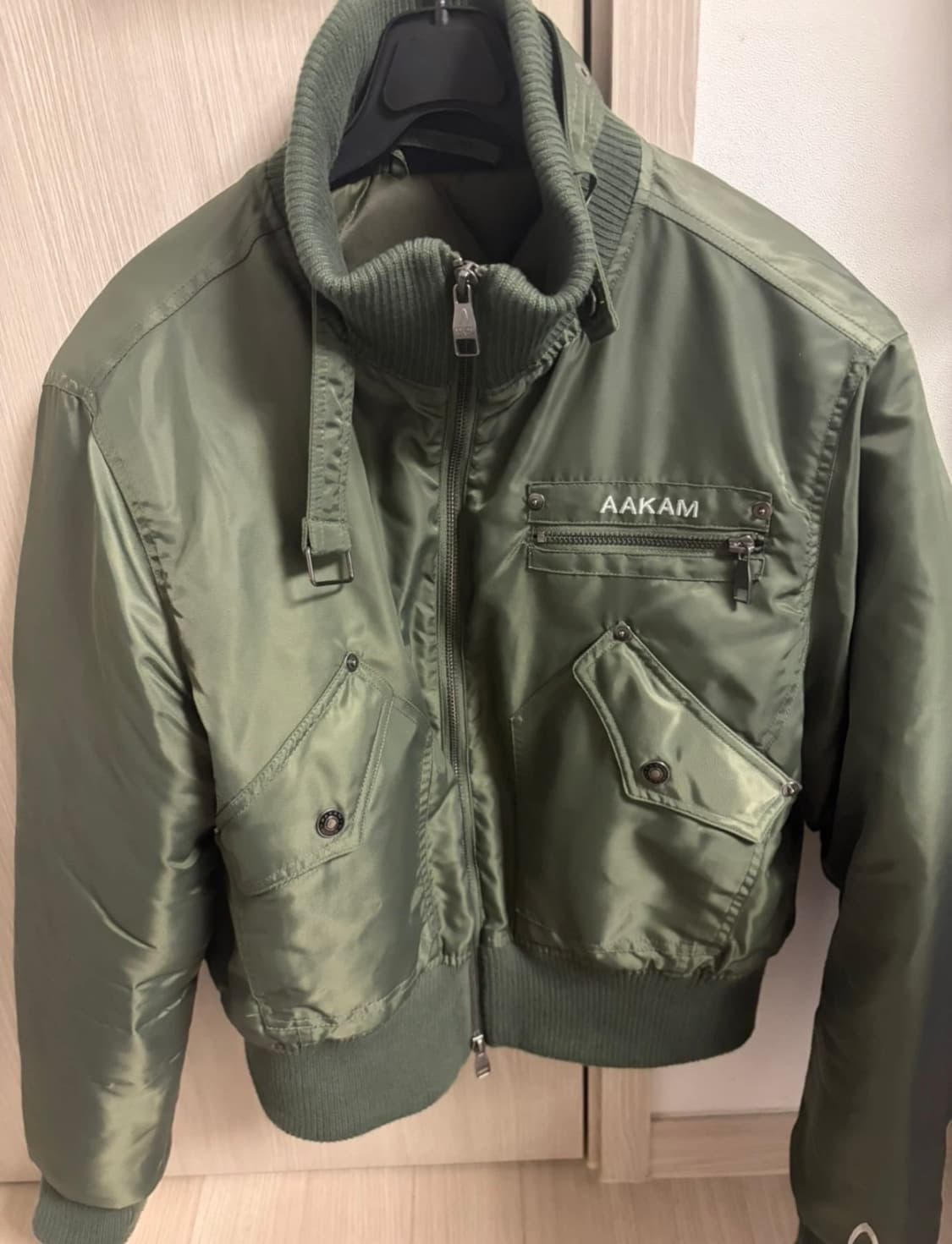 아캄 하이넥 봄버 1 상품이미지2