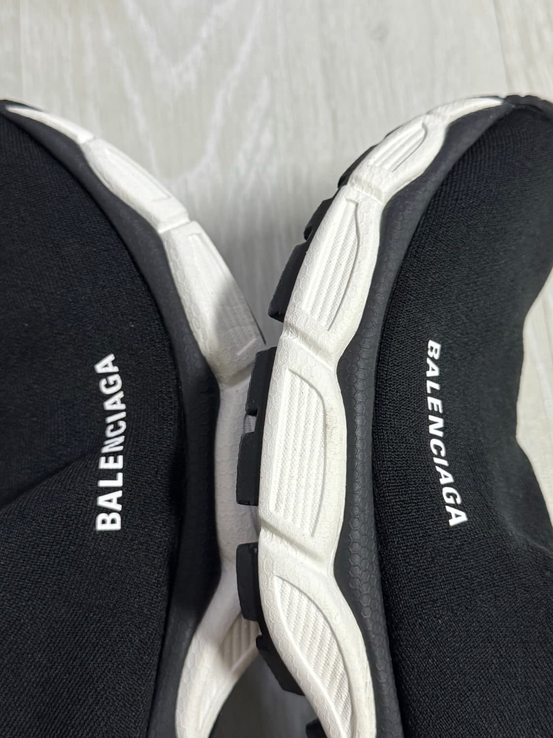 발렌시아가 3xl 삭스 스니커즈 43 상품이미지6