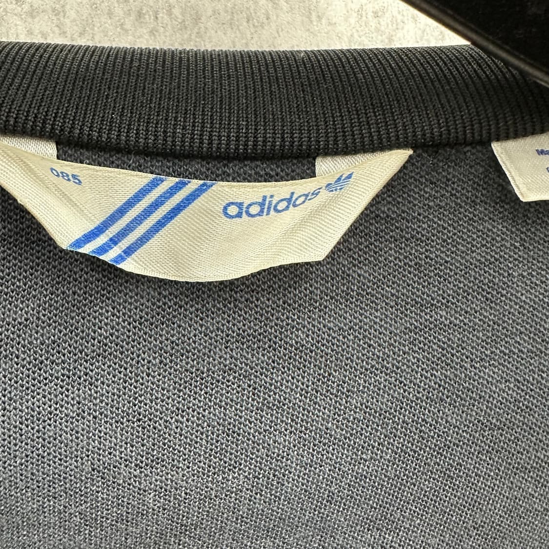 85 아디다스 글리터 로고 여자 져지 트랙탑 상품이미지3