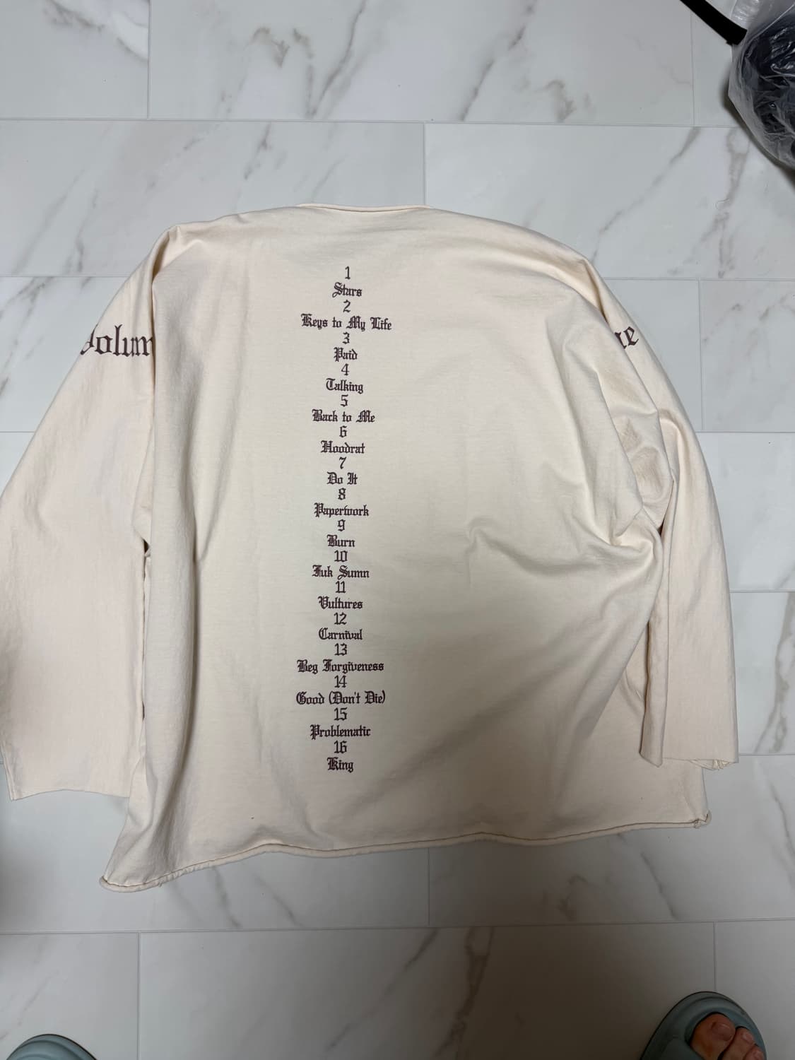 칸예 벌쳐스 티셔츠 상품이미지2