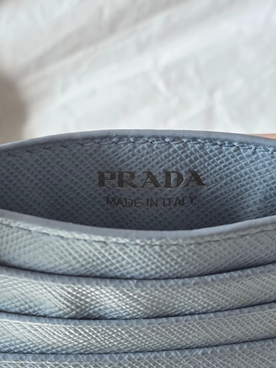 프라다 사피아노 카드지갑 하늘색 상품이미지5