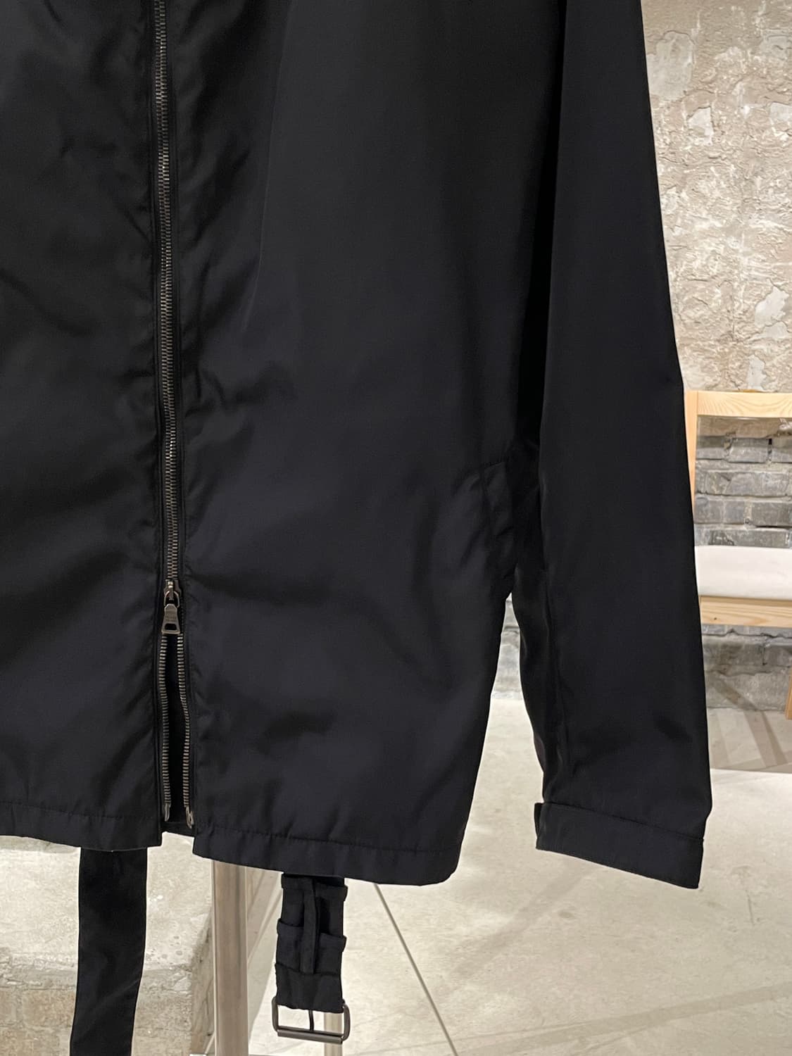 프라다 블랙 램스킨 요크 투 웨이 집업 나일론 롱 자켓 상품이미지5