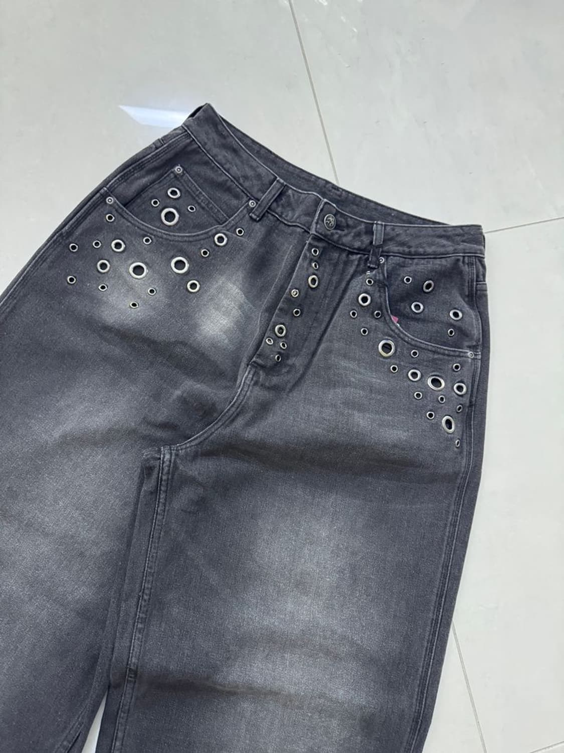 EYELET BAGGY DENIM 아일렛 배기 데님 상품이미지1