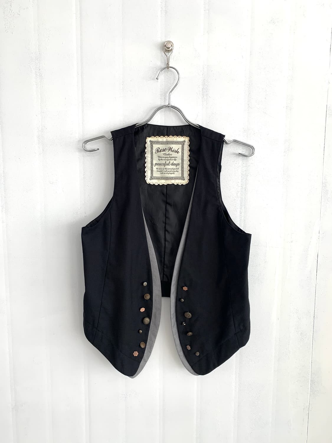 Layered Button Detail Vest 상품이미지1