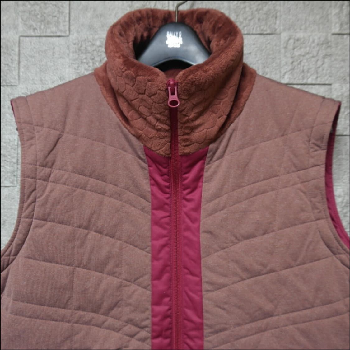 블랙야크 여성 패딩 조끼 상품이미지3