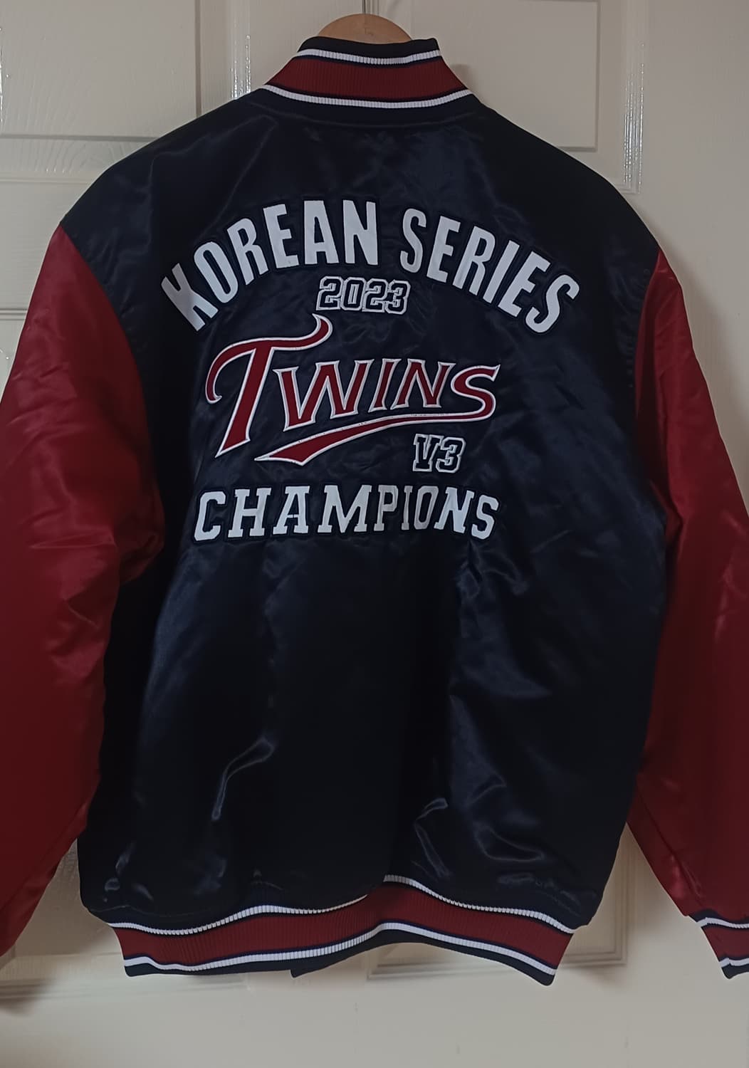 엘지 트윈스 챔피온 우승 점퍼 레드 2023 XL 상품이미지4