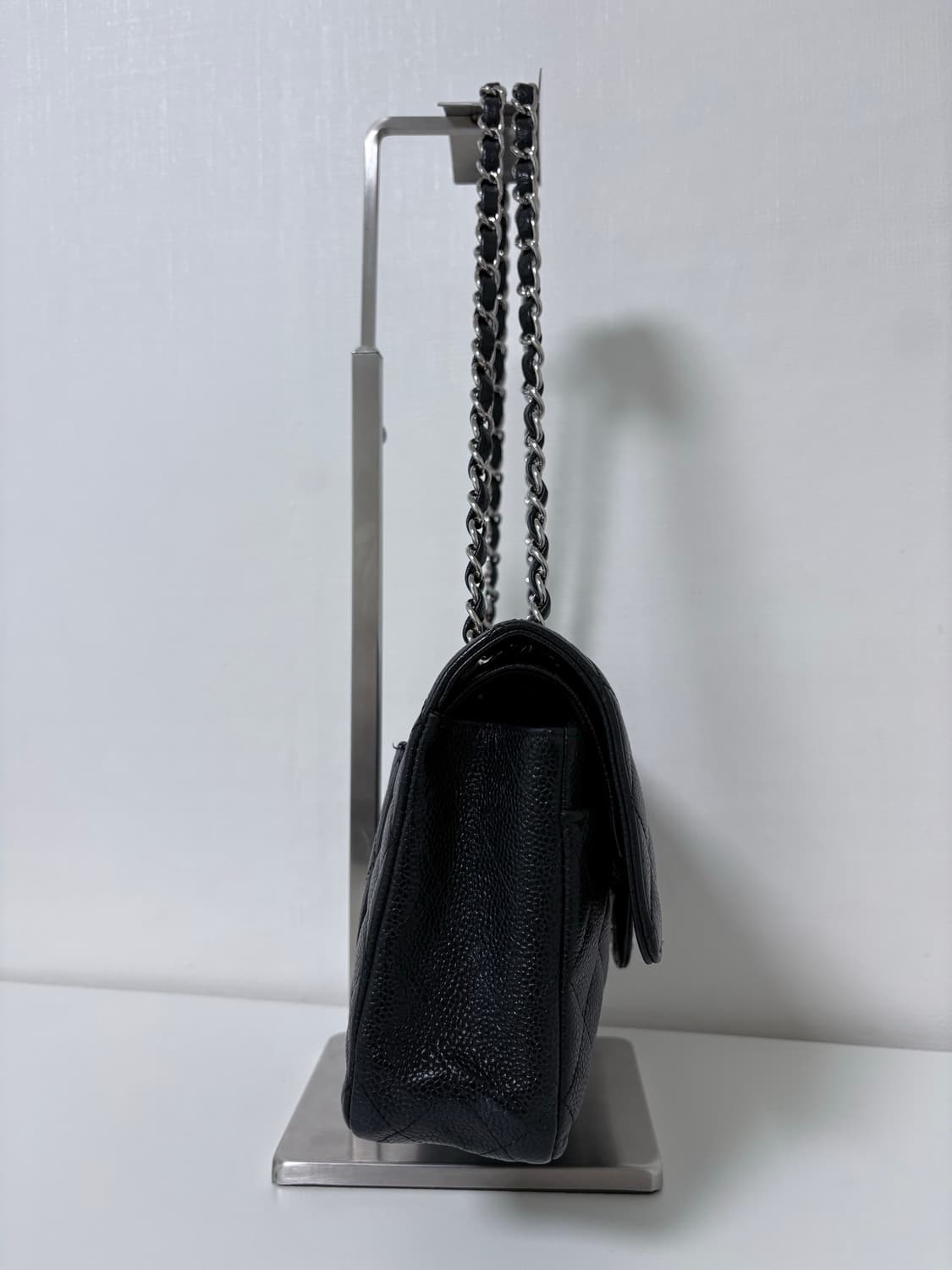 샤넬 클래식 미듐 캐비어 은장백 상품이미지2