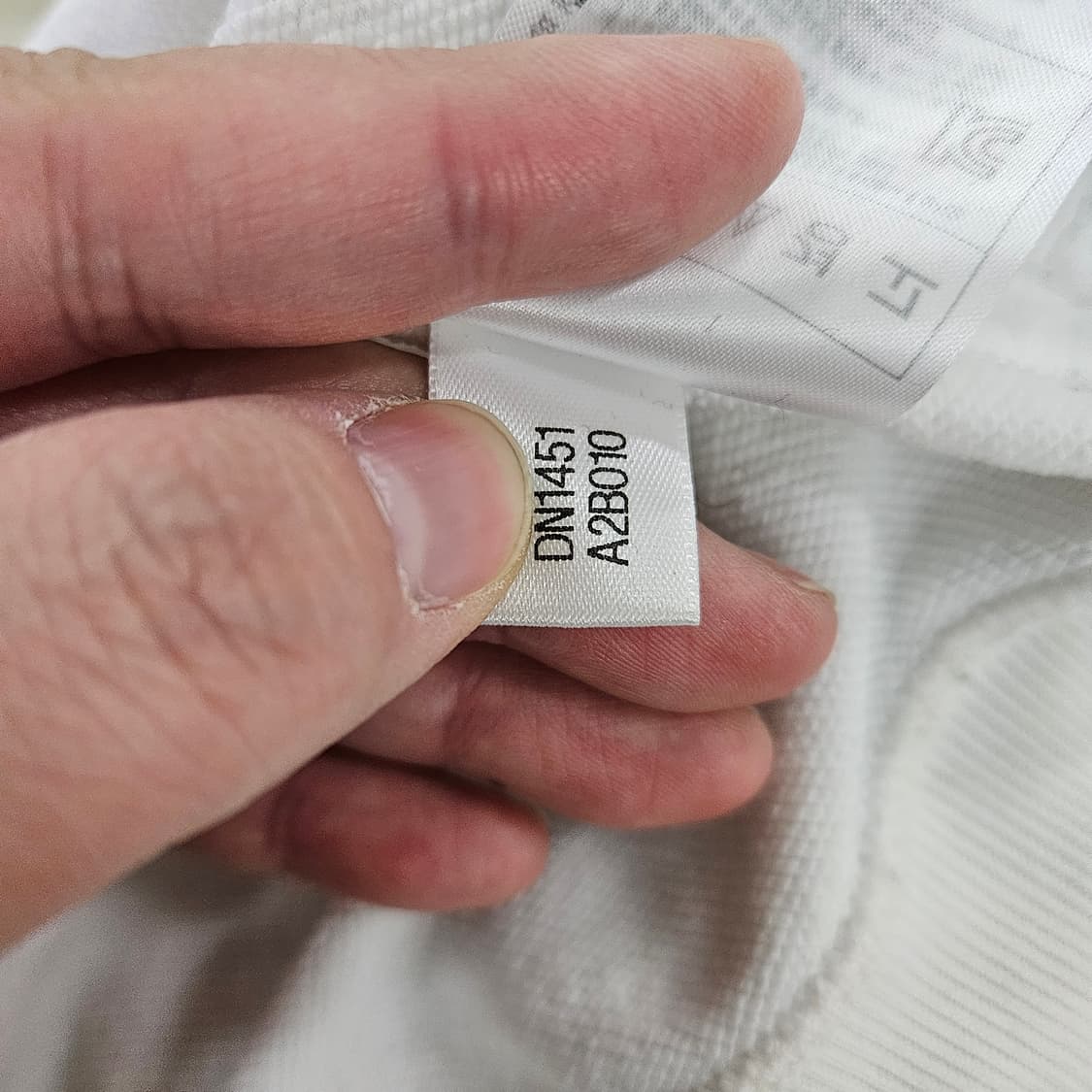 [M] 아디다스 빅로고 아이보리 맨투맨 0115YH1 상품이미지5