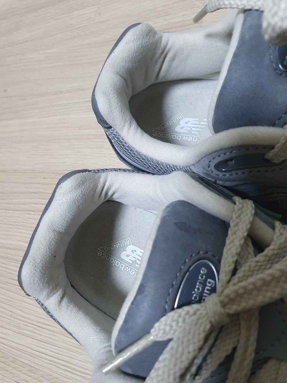 뉴발란스 2002R 그레이 운동화 275 상품이미지9