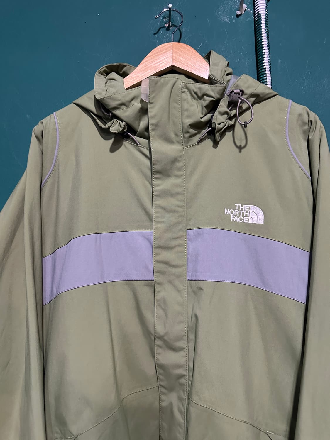 노스페이스 하이벤트 바람막이 올리브 110사이즈 상품이미지3