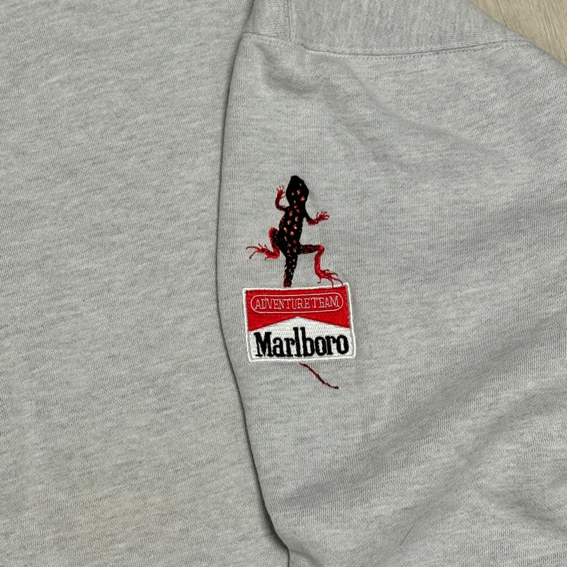 90s 말보로 도마뱀 스웻셔츠 상품이미지3