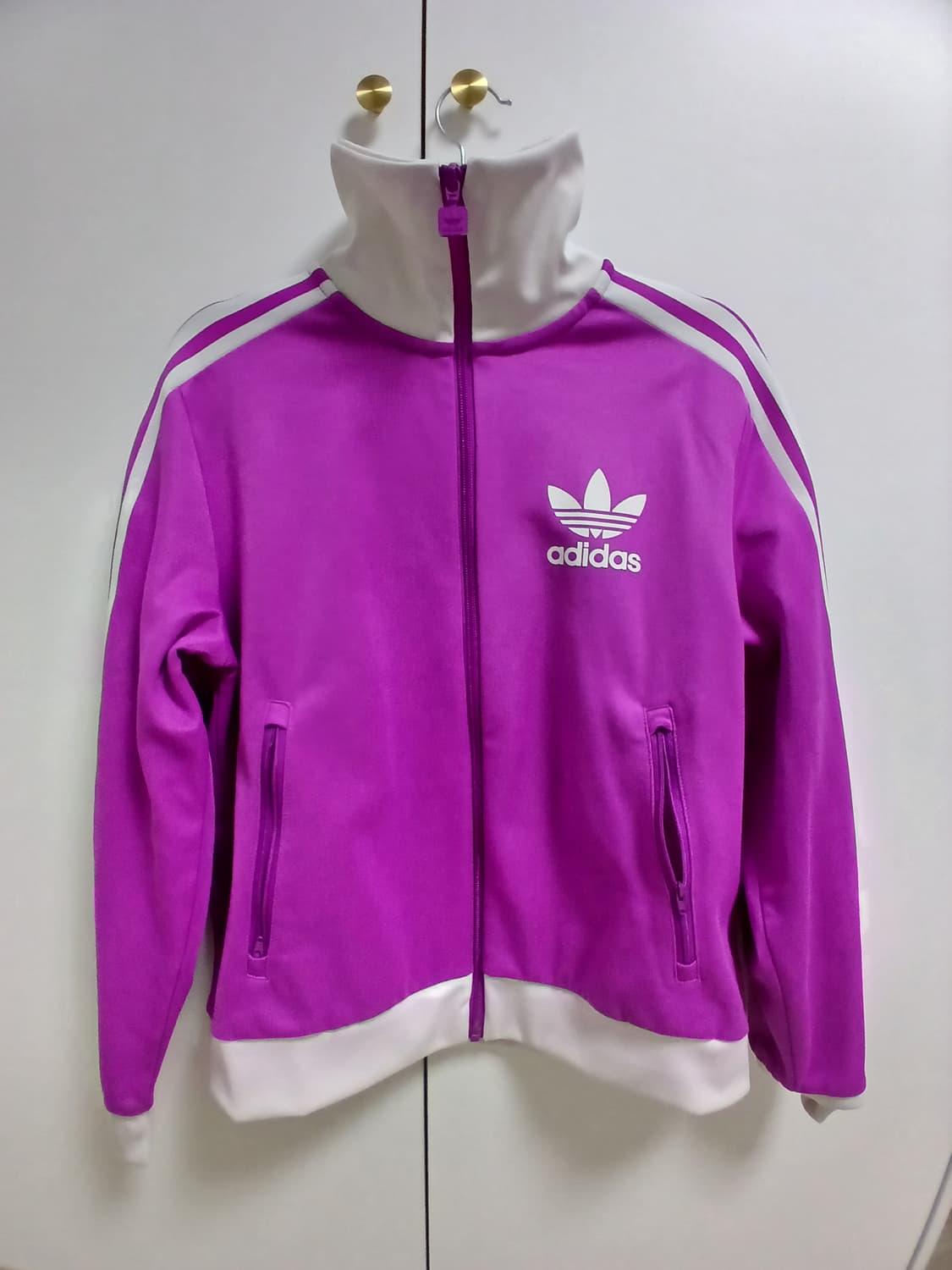 아디다스 퍼플 화이트 트랙탑 L 상품이미지1