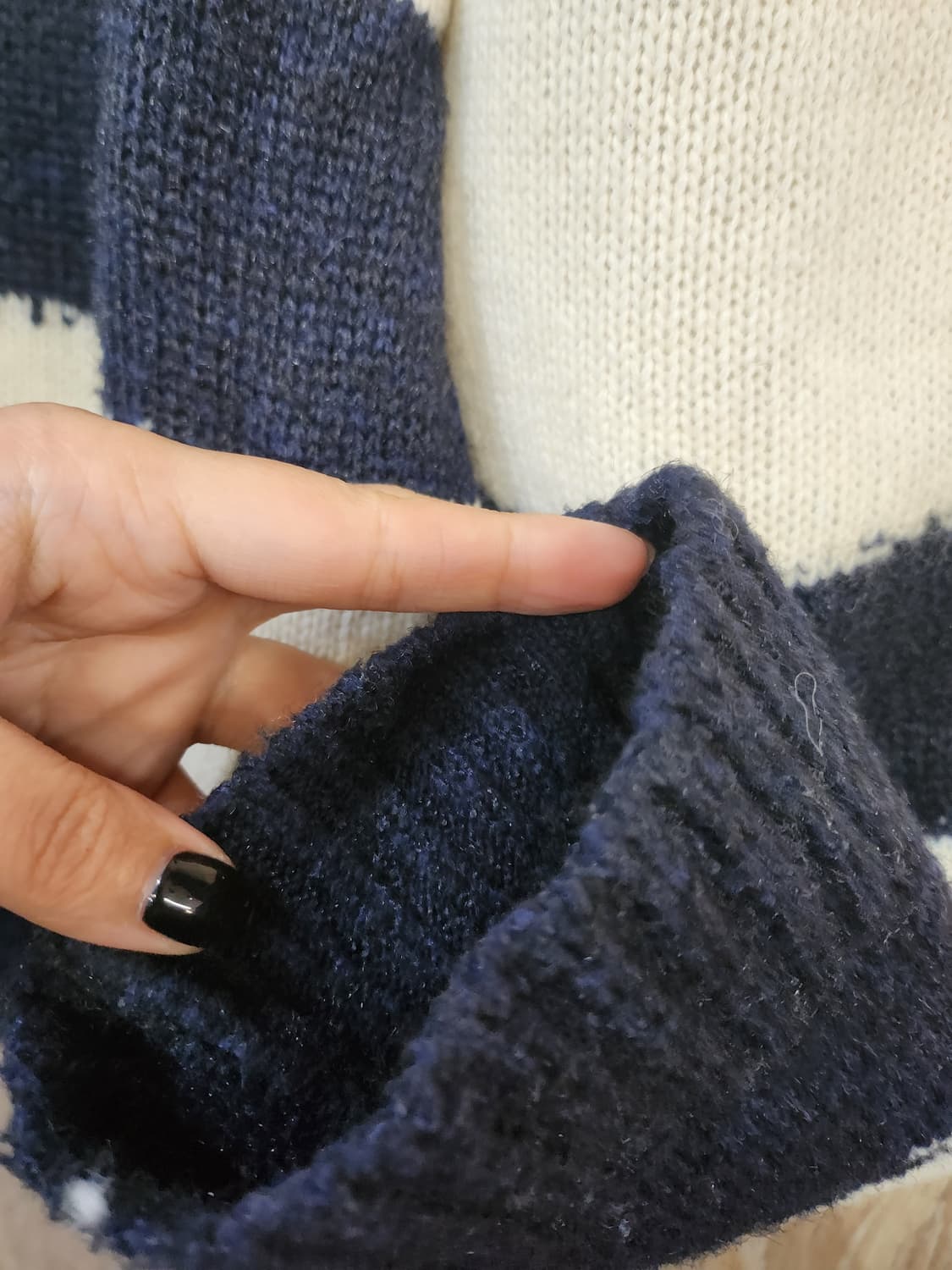 346) 커버낫 스트라이프 니트 상품이미지4