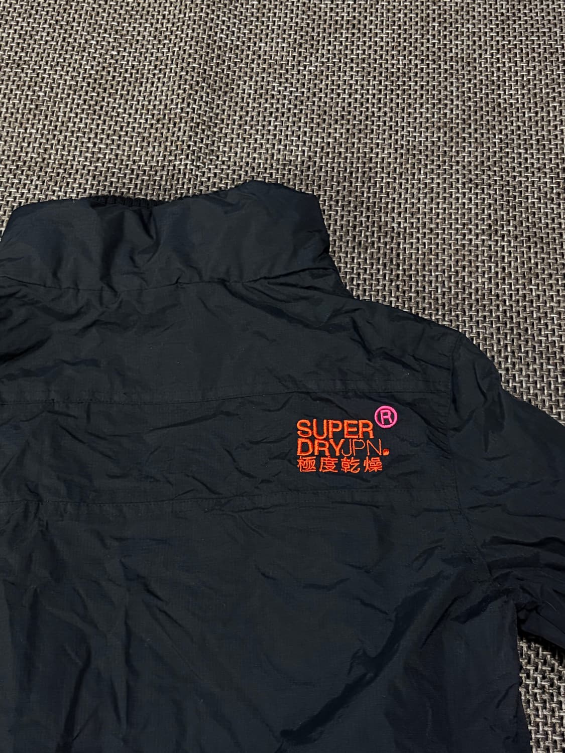슈퍼드라이 더블 블랙라벨 바람막이 자켓(매장판) 상품이미지9