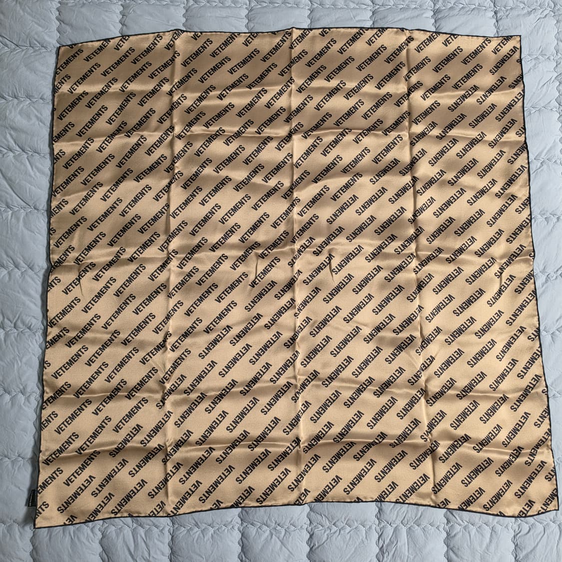 베트멍 모노그램 실크 스카프 상품이미지1