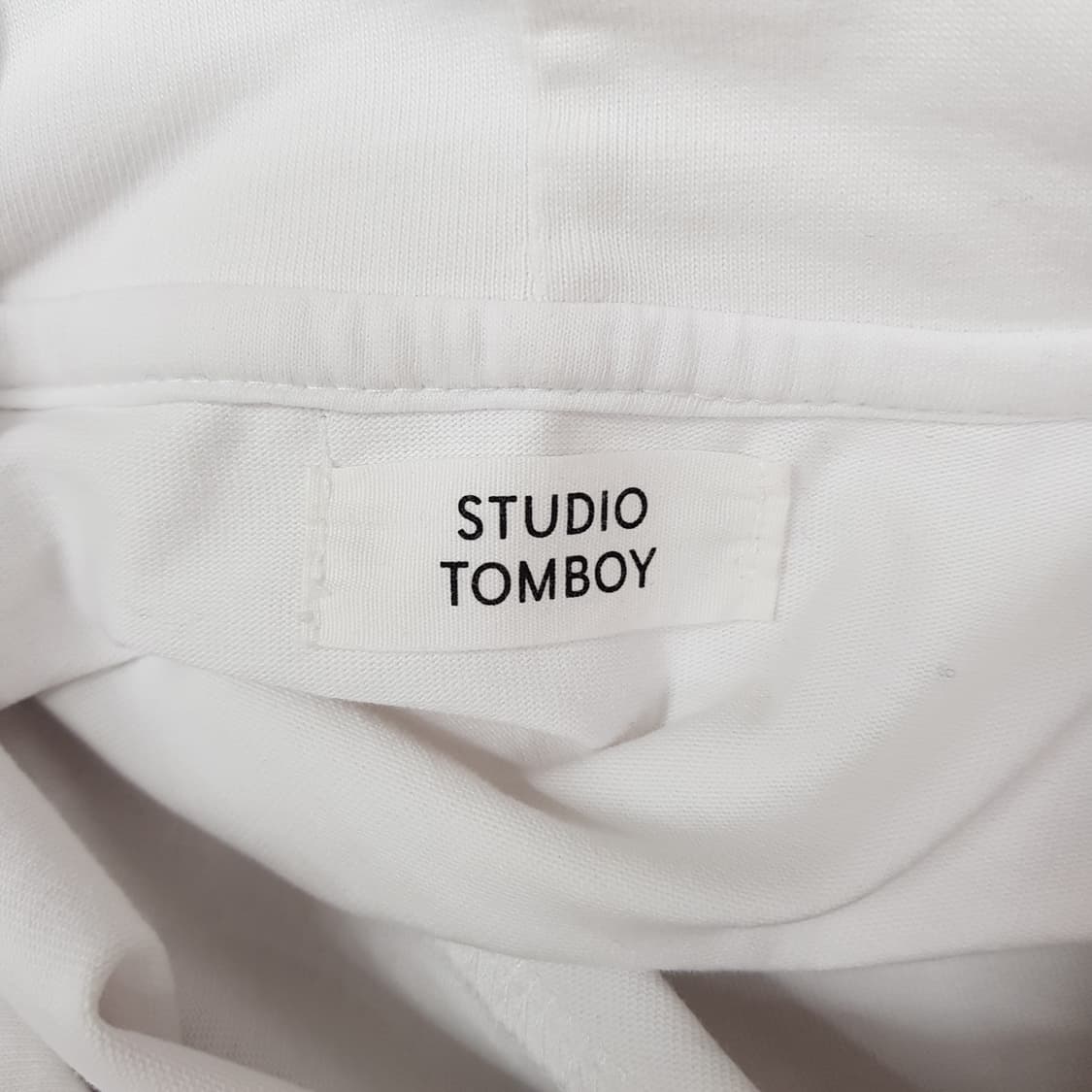 스튜디오 톰보이 2021 레터링 크롭 후드 티셔츠 F사이즈 상품이미지5