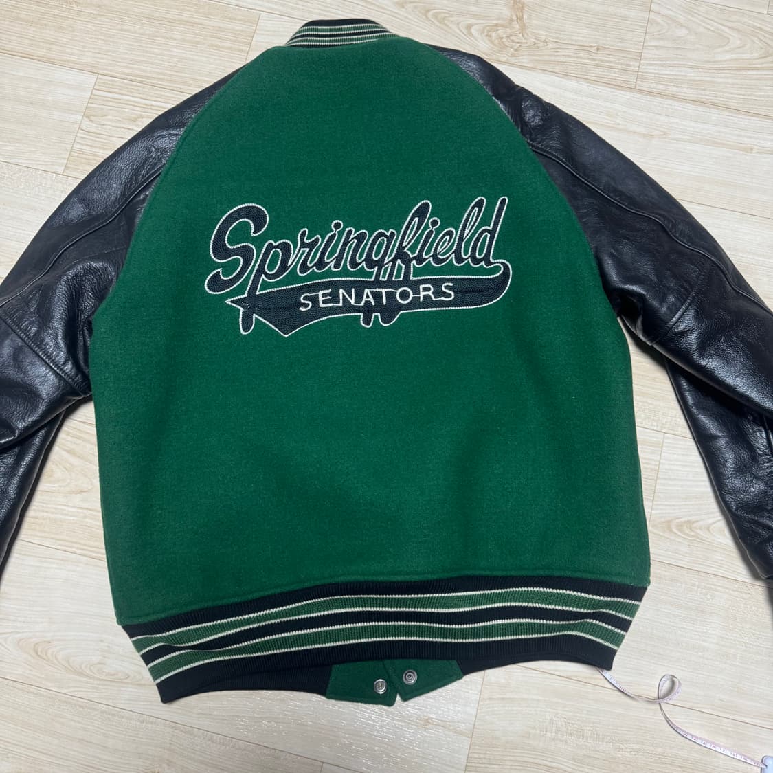 [A급] 화이츠빌 바시티 자켓 판매합니다 상품이미지9