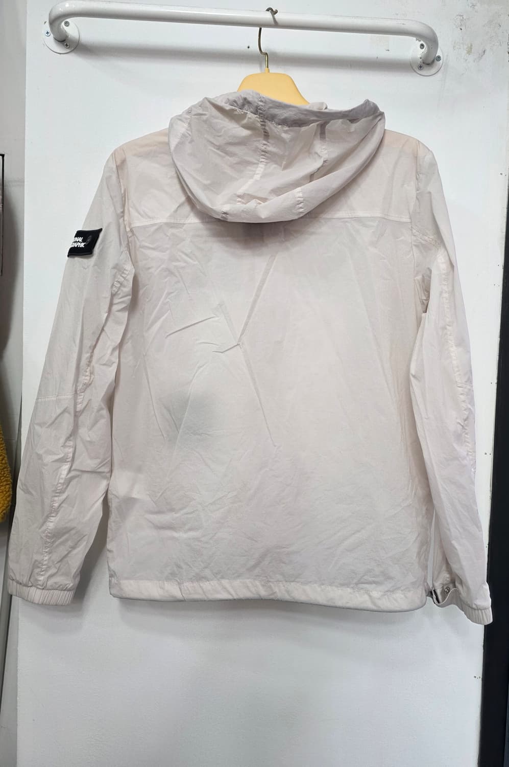 내셔널지오그래픽 남성 바람막이 상품이미지2