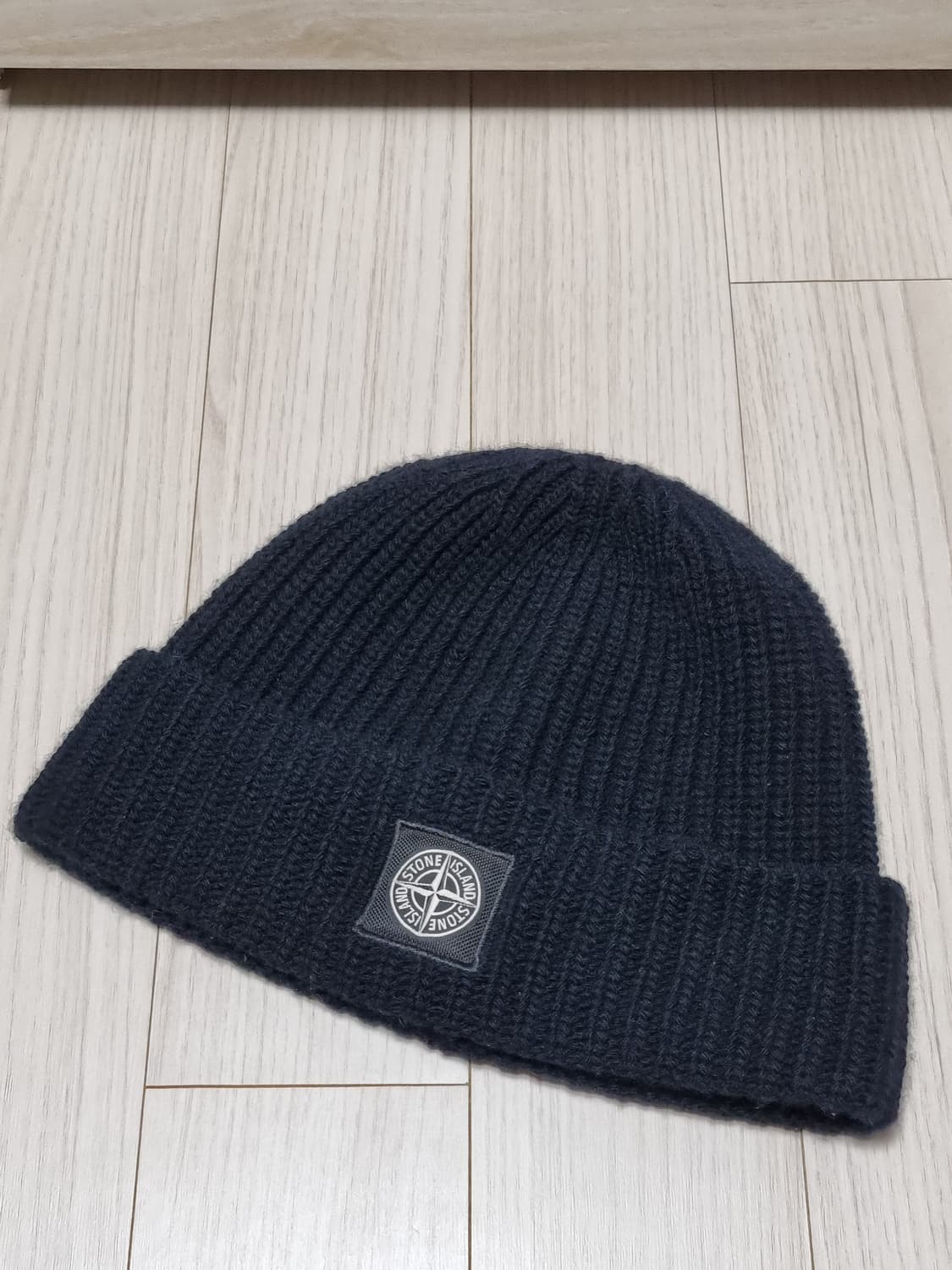 스톤아일랜드 블랙 비니 상품이미지1