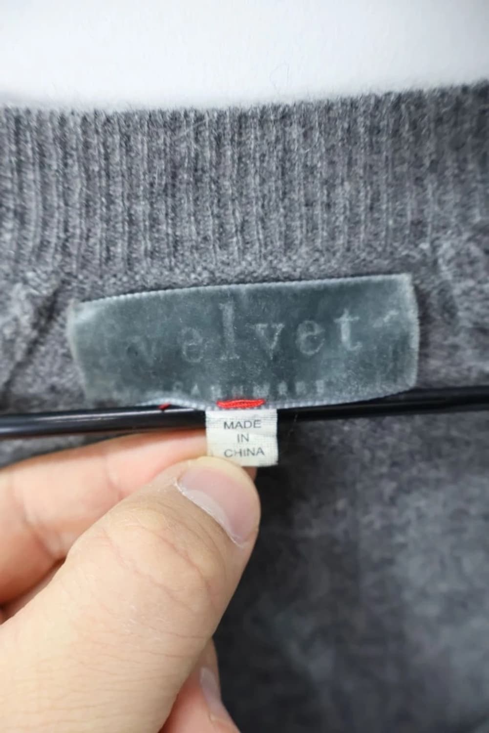 elvet Cashmere V-Neck Knit 상품이미지5