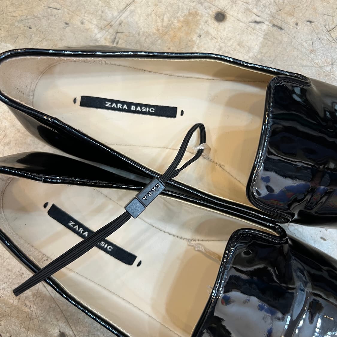 자라 에나멜 로퍼 상품이미지6