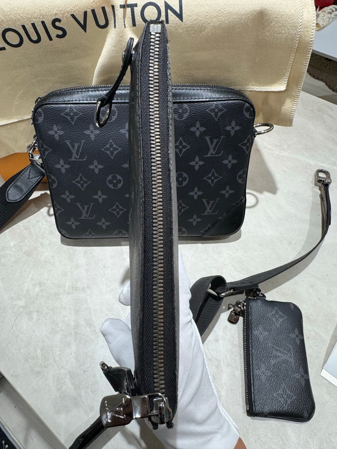 (정품) 루이비통 이클립스 트리오 메신저백 상품이미지8