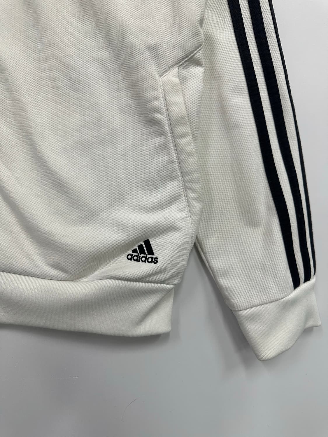 아디다스 그래피티 흰검 져지 트랙탑  상품이미지4