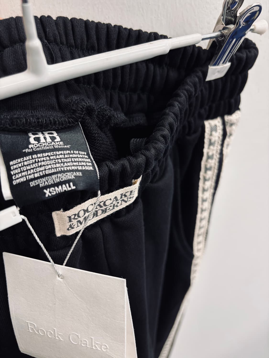 락케이크(ROCKCAKE) 사이드 레이스 와이드 트레이닝 팬츠 상품이미지3