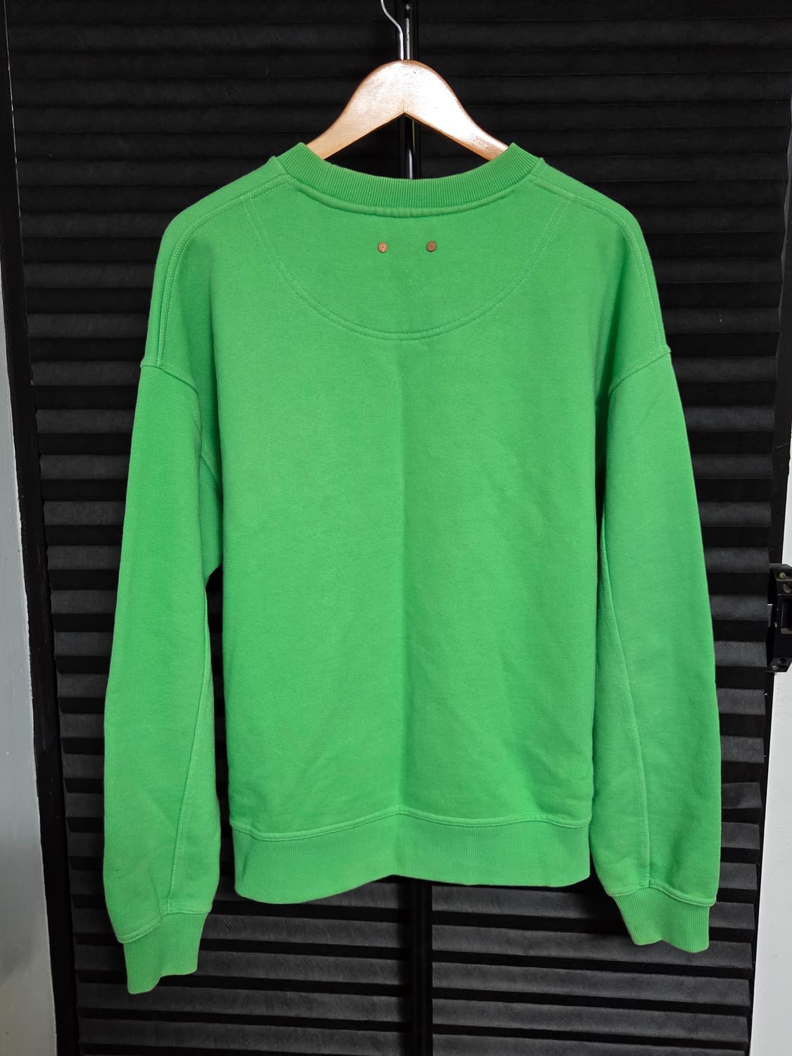 [앤더슨벨] 유니섹스 시그니쳐 엠블럼 맨투맨 | 00029 상품이미지6