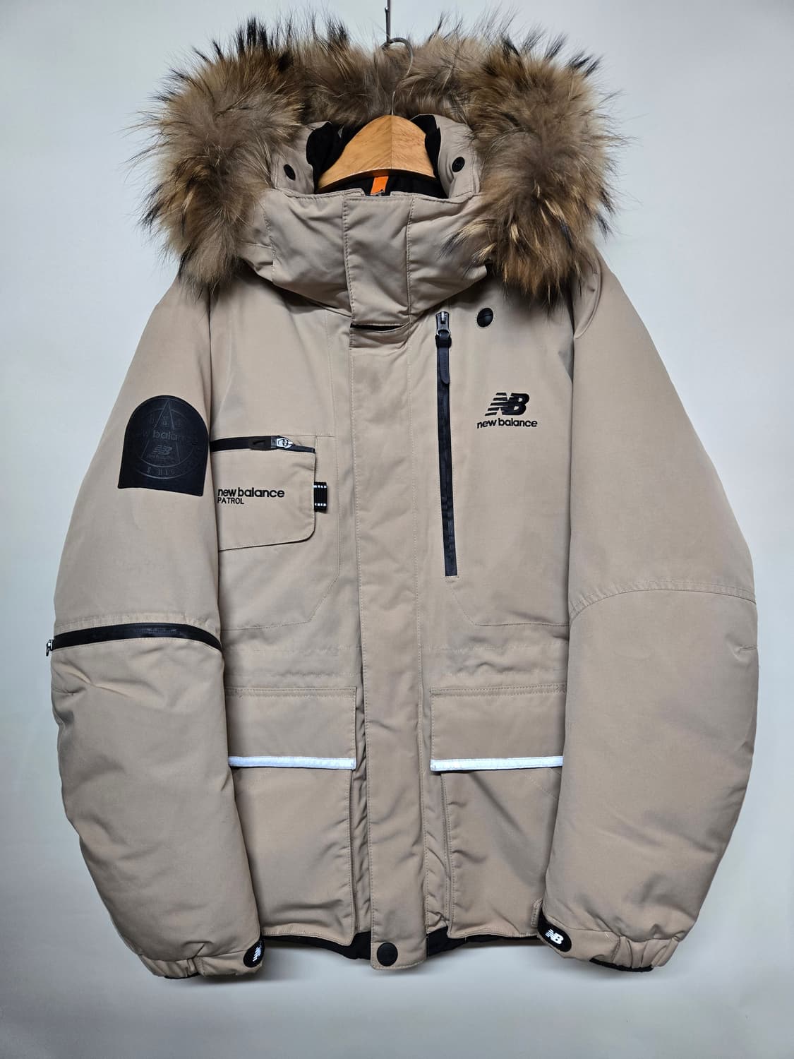 뉴발란스 패트롤 다운 L(100) 베이지 상품이미지1