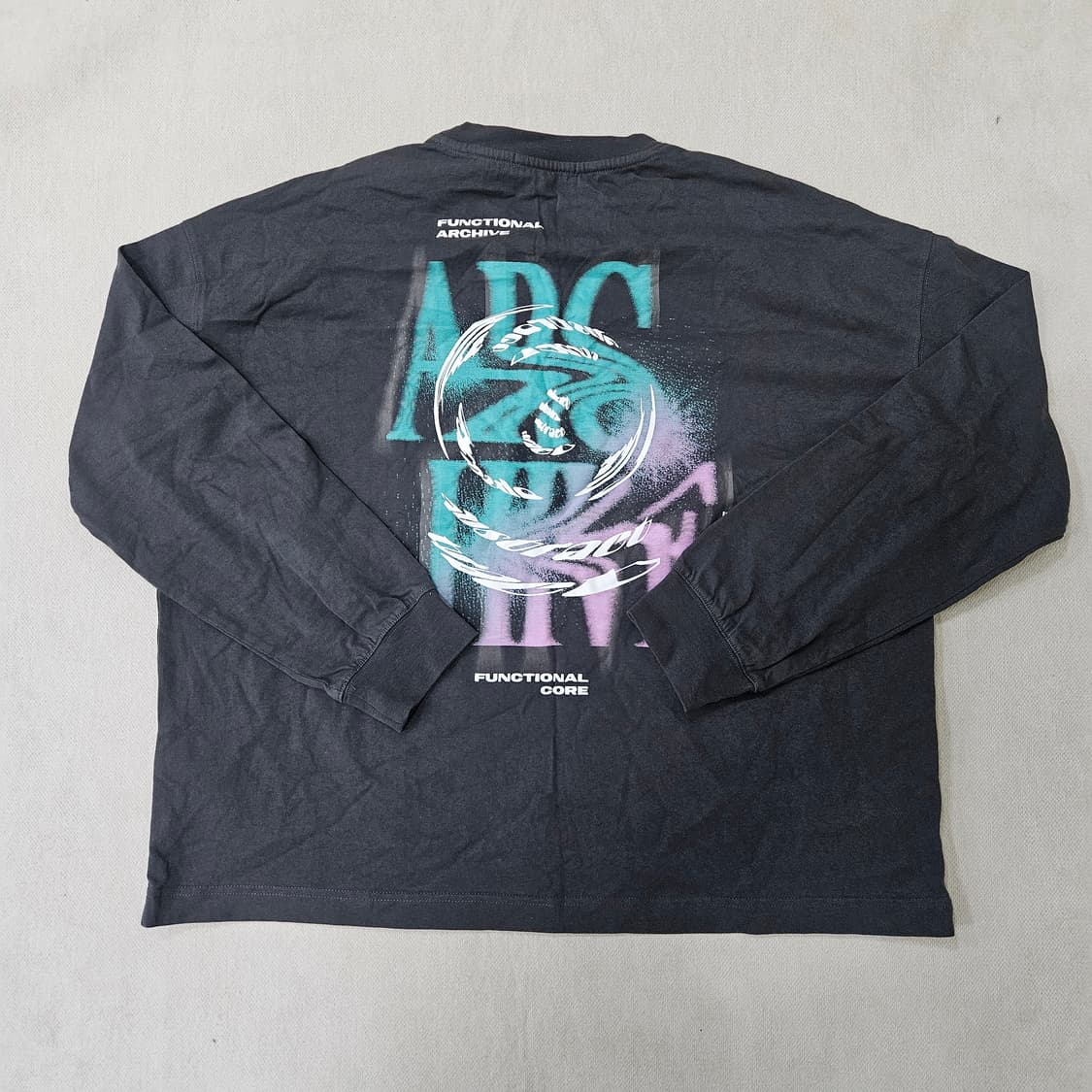 XL 에잇세컨즈 블랙 맨투맨 0309Y 상품이미지2