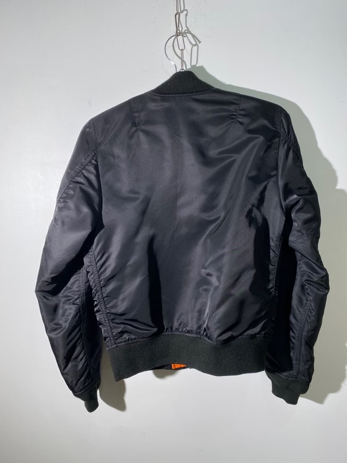 알파 인더스트리 ma-1 봄버 상품이미지2