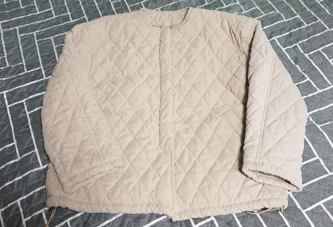 스웨이드 퀄팅 누빔 라운드 자켓 베이지 (L) 상품이미지1