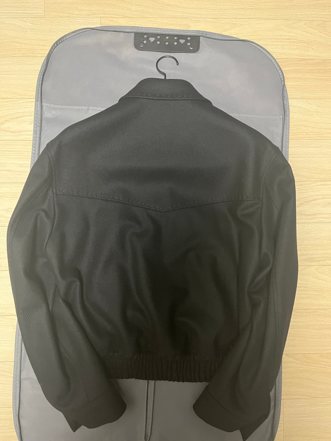 엘무드 아이코닉 울 블루종 자켓 MAINE 블랙 상품이미지4