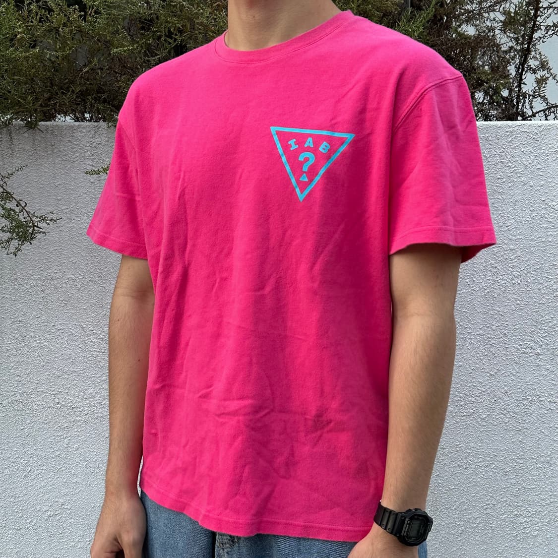 아이앱스튜디오 X 게스 반팔티  상품이미지1