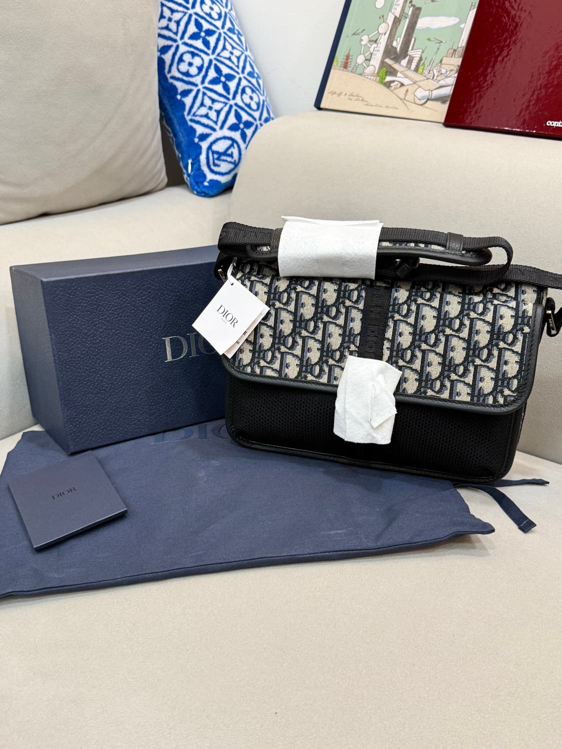 새상품 디올8 오블리크 메신저백  상품이미지1