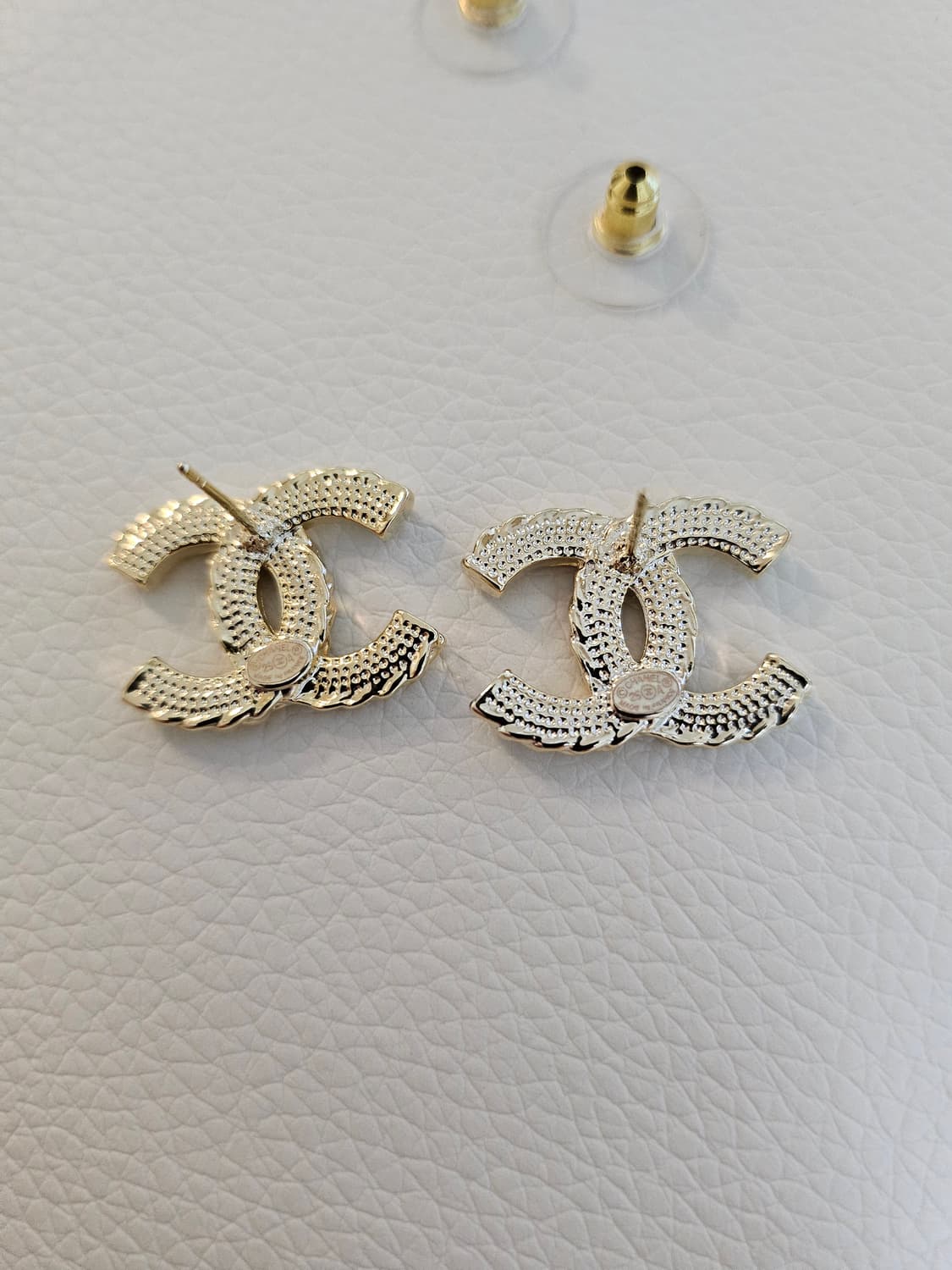 샤넬 CC 크리스탈 귀걸이 업사이클링 상품이미지5