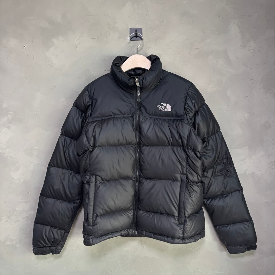 노스페이스 700 눕시 구스다운 패딩 블랙 상품이미지1