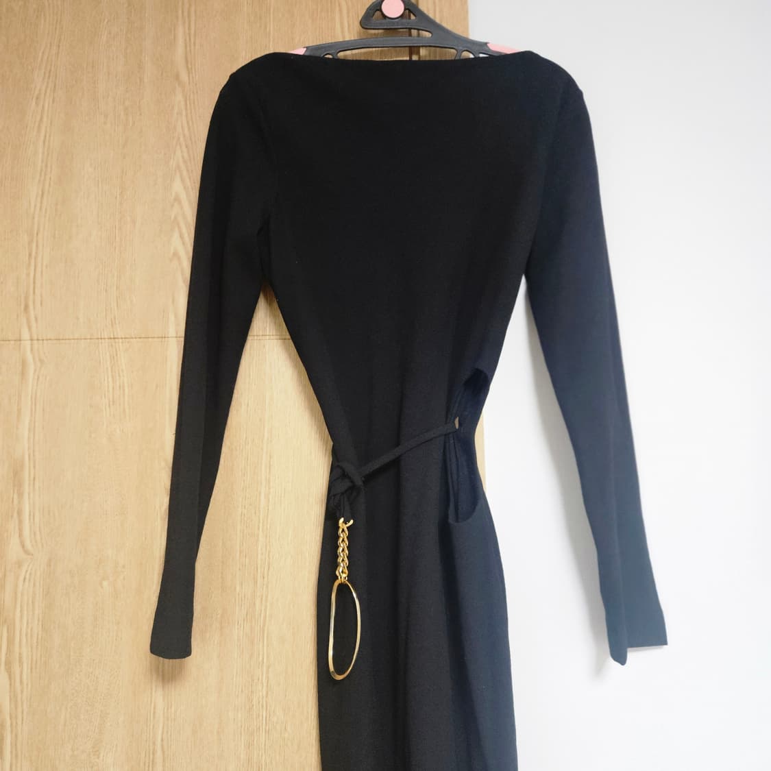 택O새상품)자라 블랙 컷아웃 롱 원피스 S 옆트임 체인 프롬파티 드레스 상품이미지8