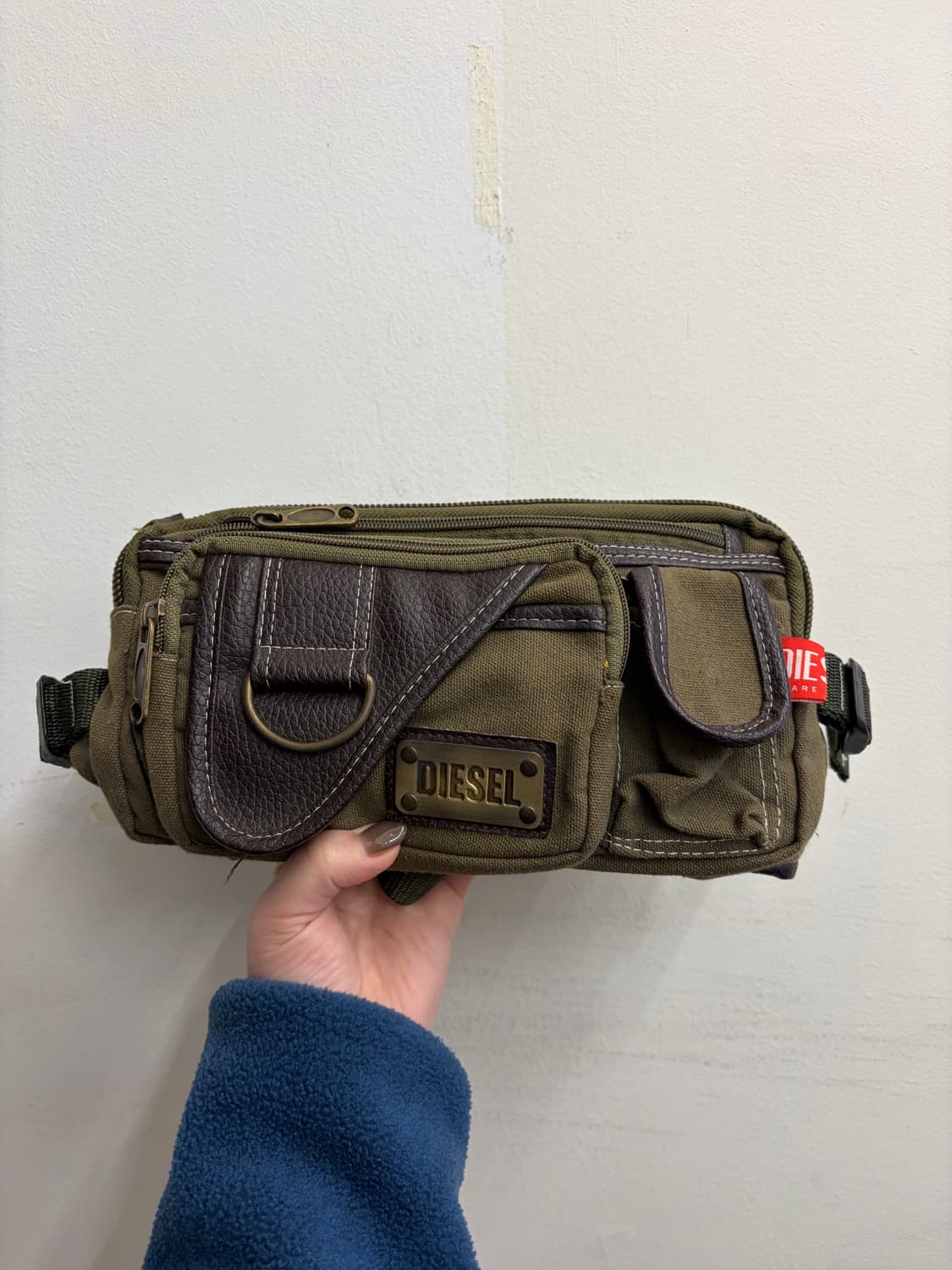 N89. 디젤 웨이스트백 상품이미지1