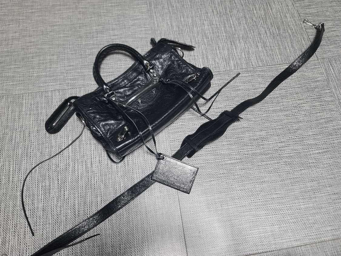 ... 직거래 예약중 상품이미지2