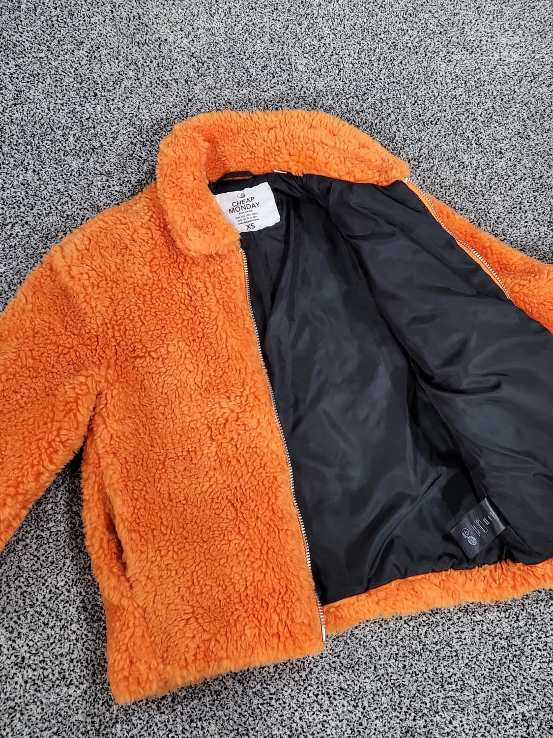 주황 컬러 퍼 자켓(Cheap Monday)-유아동용 상품이미지3