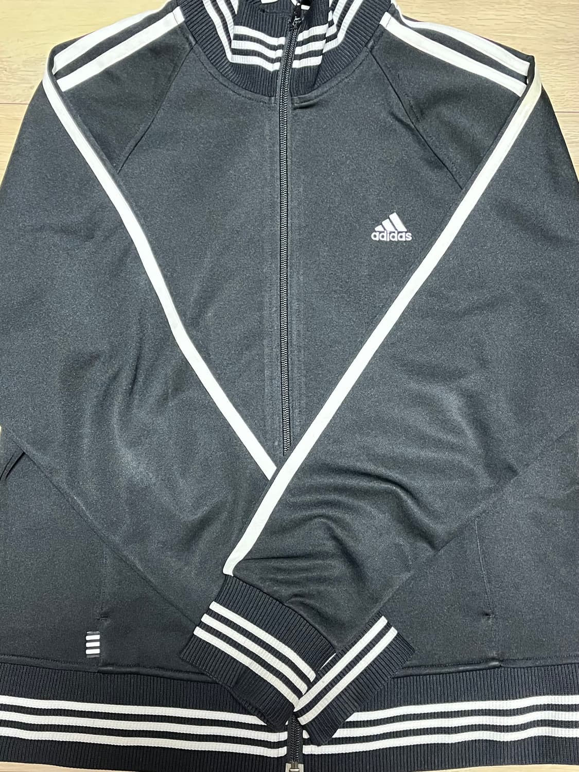 아디다스 트랙집업 상품이미지1