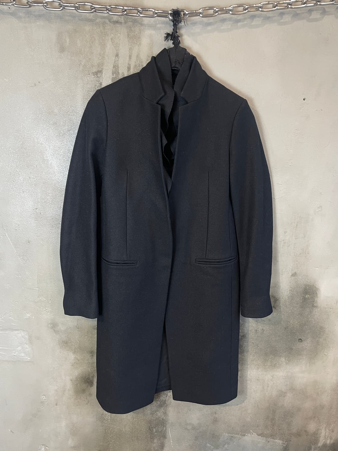 올세인츠 러플 트림 코트 상품이미지1