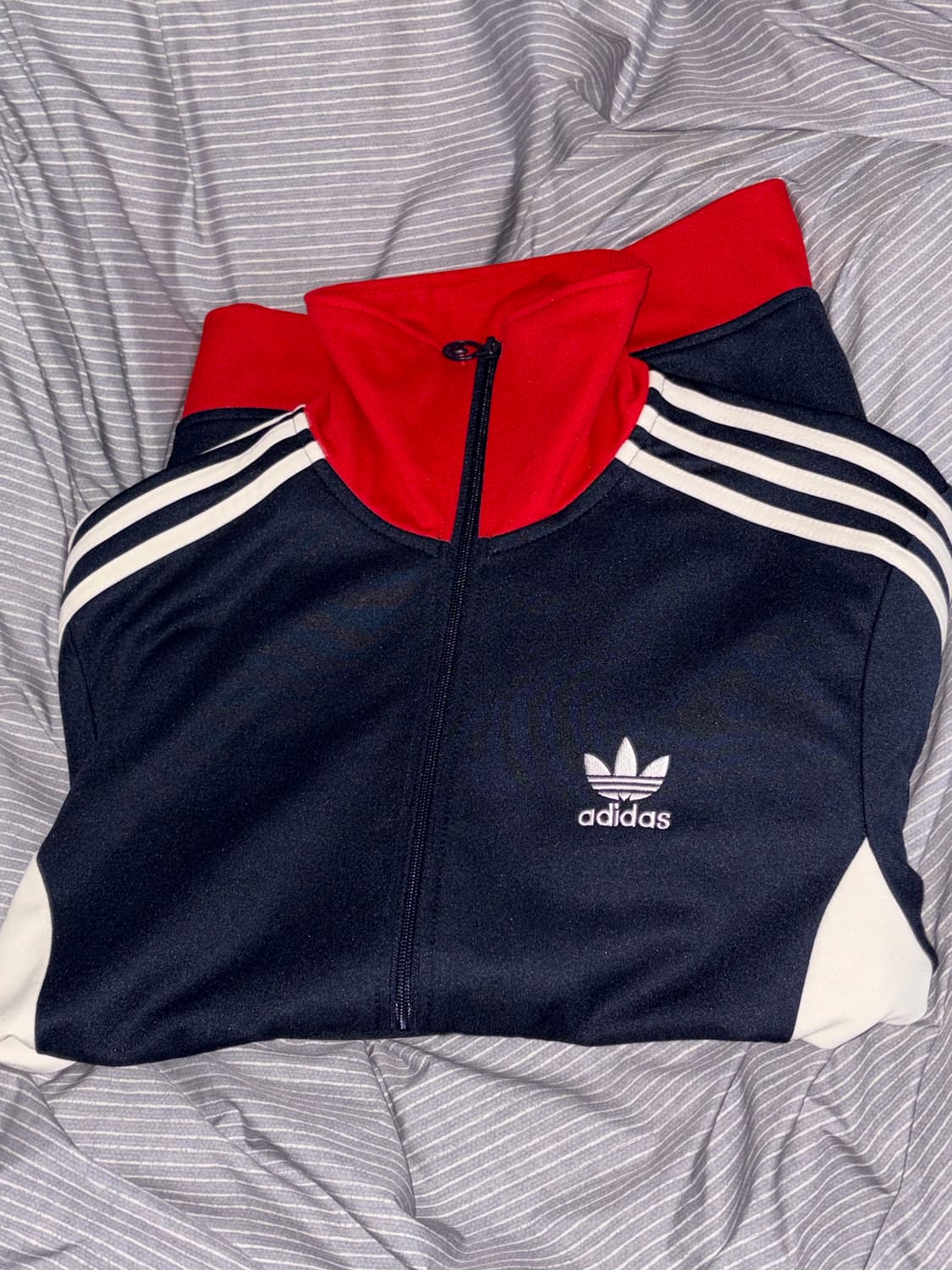 아디다스 유로파 네이비 레드 져지 상품이미지2