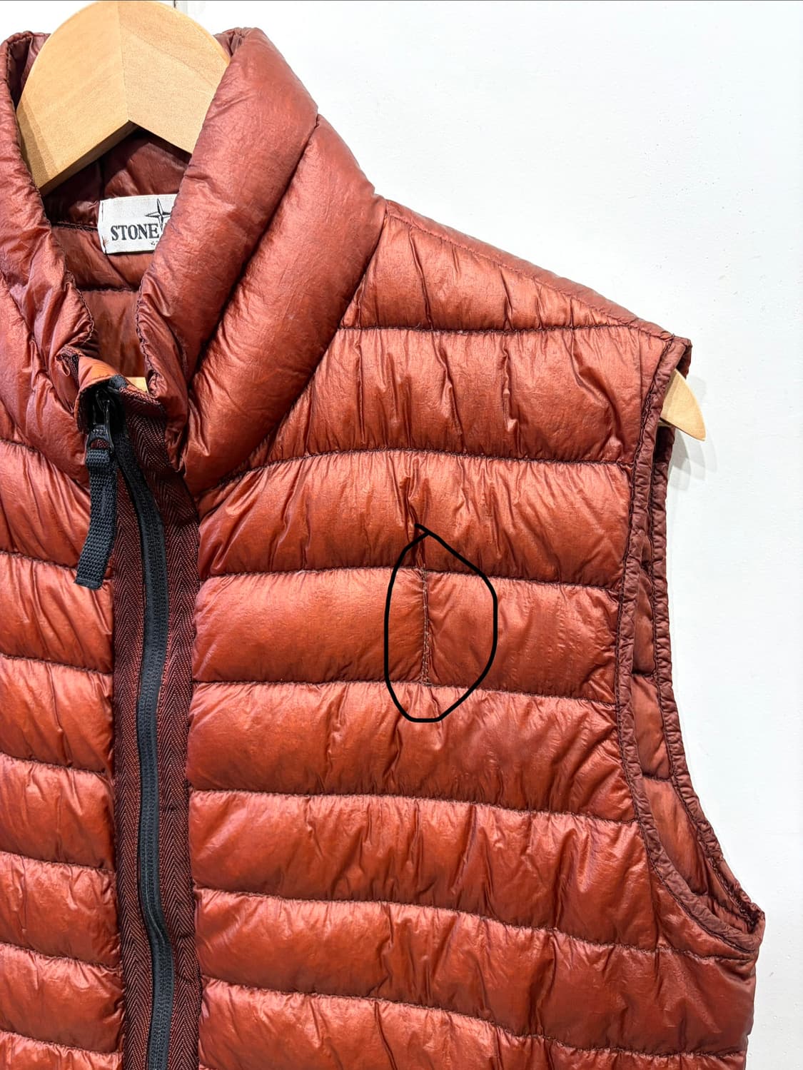 스톤아일랜드 가먼트 다이드 패딩 베스트 상품이미지5