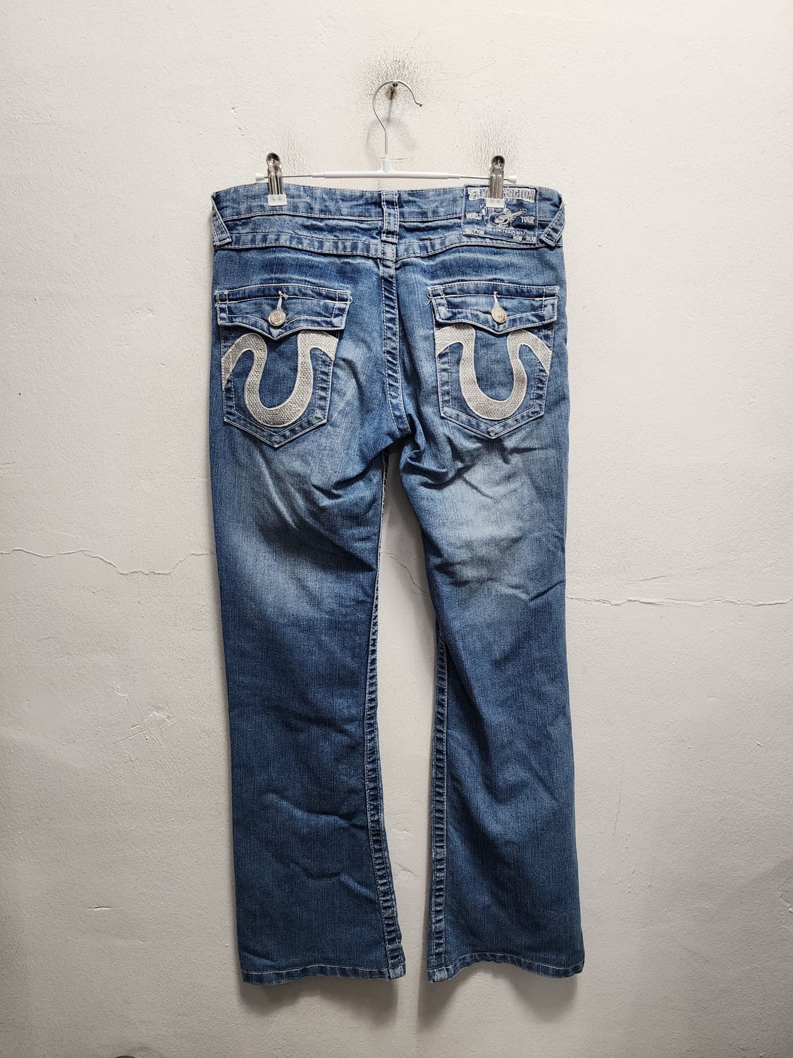 트루릴리젼 백로고 부츠컷 벨보텀 팬츠 상품이미지1