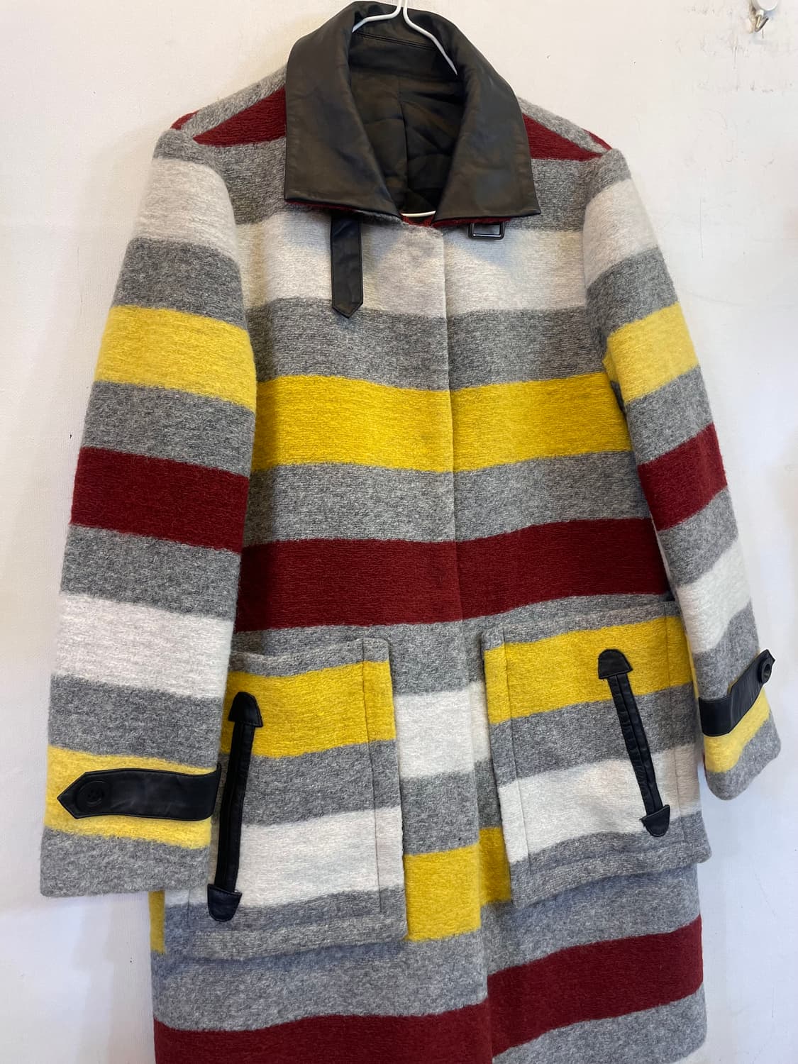 수입 스트라이프 울100%코트 새상품:) 여성모직롱코트 하객룩데이트룩 상품이미지4