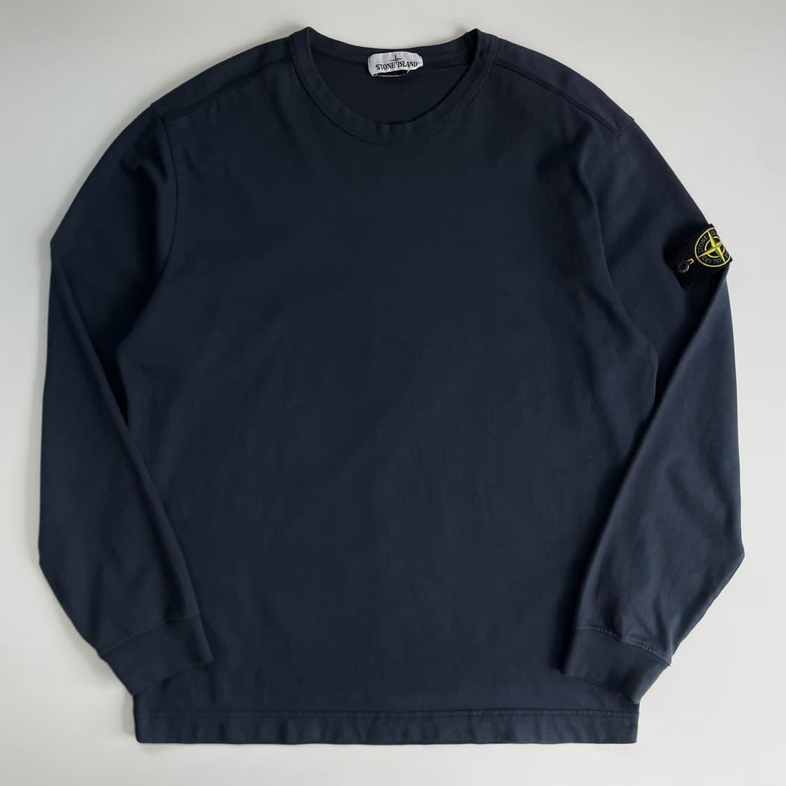 Stone Island  스톤 아일랜드 워시드 와펜 롱슬리브 상품이미지1